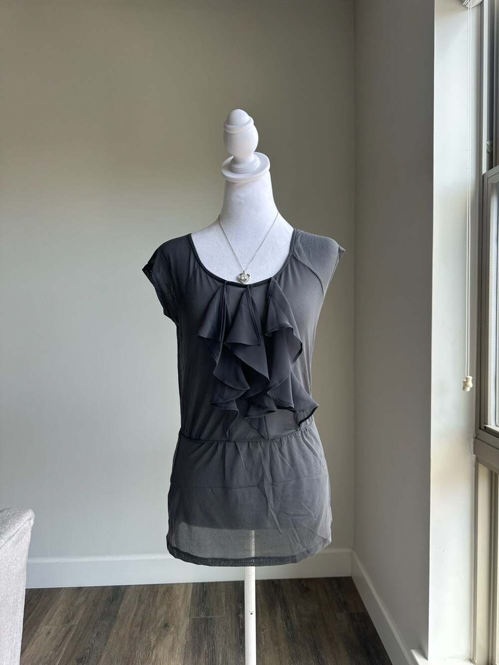 Vintage Y2K The Limited Dark Gray Sheer Mesh Ruffle Front Cap Sleeve Top XS